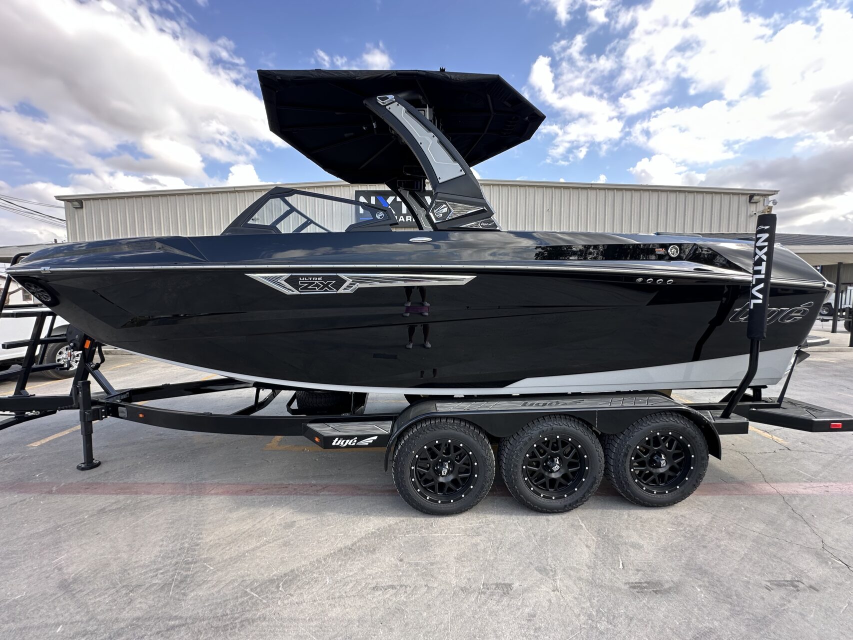 marine777様 オーダーページ Explore 2025 Tige Ultre 23ZX at NXTLVL Marine