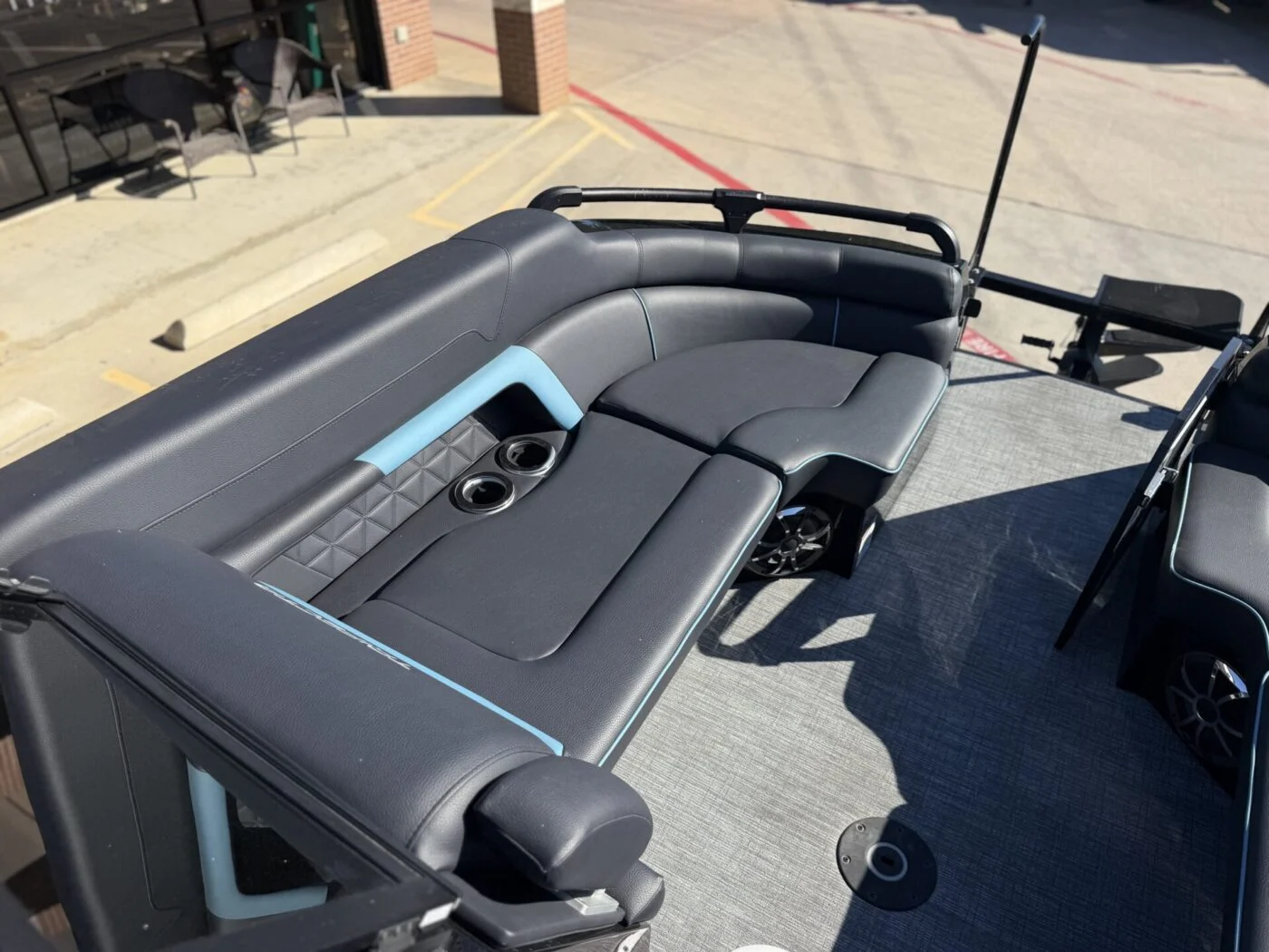2025 TRIFECTA 25 SPORT RF9DC 3PLUS | #FRU9017 | NXTLVL Marine